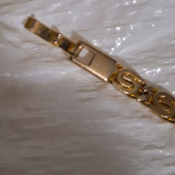A Women's Vintage Tennis Bracelet Rhinestone Gold Tone Elegant Feminine - Picture 9 of 9